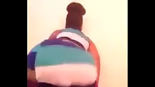 big nuisance booty clapping