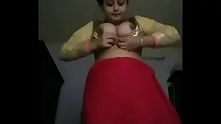 my aunty showing her nude body fro me